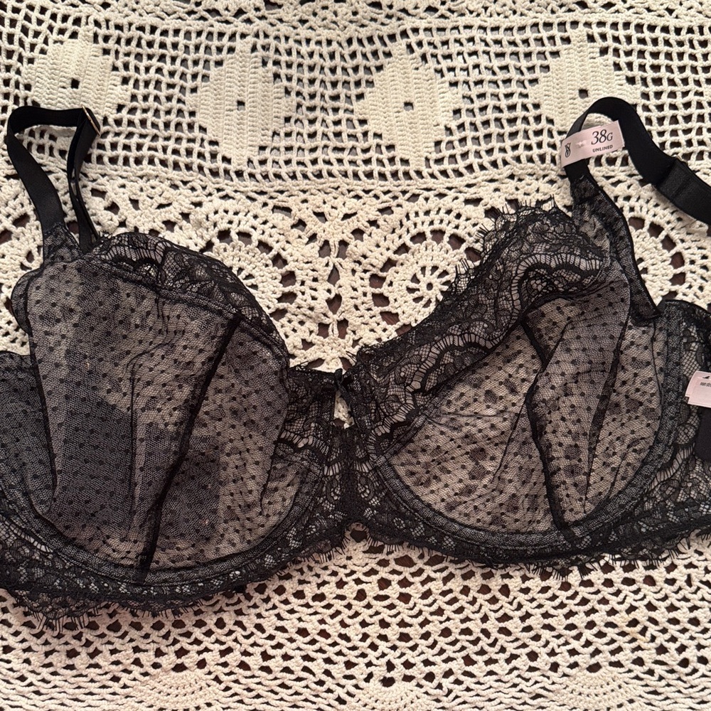 Elegant Black Lace Bra